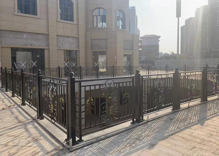 景德镇商业中心商场室外锌钢护栏扶手工程案例